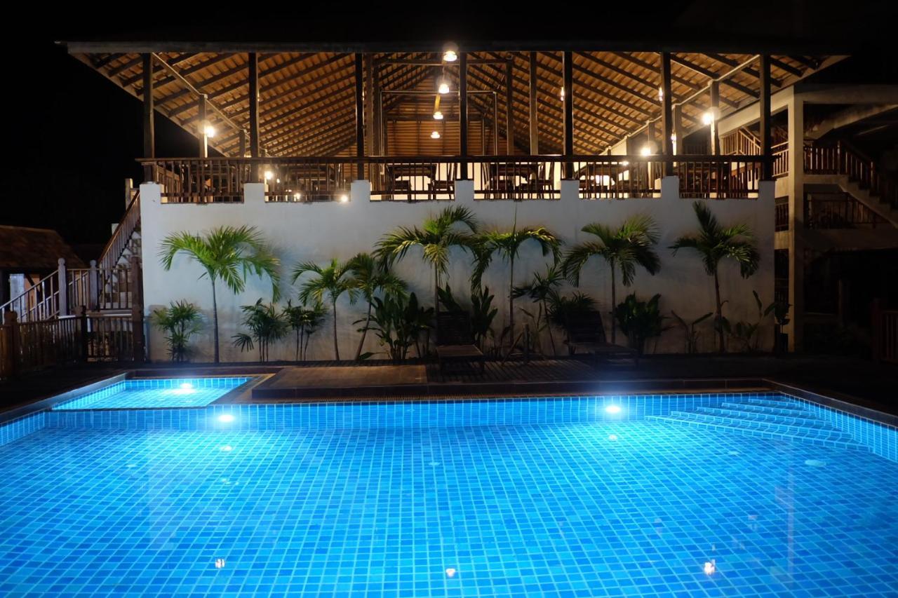 Rainforest Huahin Village Hotel Extérieur photo